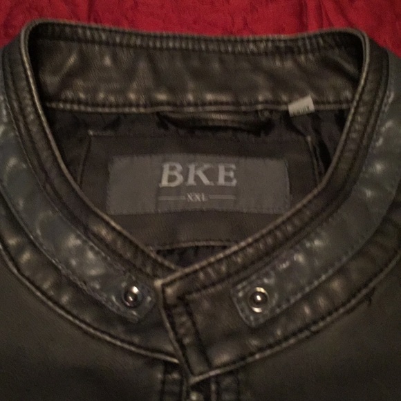 Jacket - Picture 2 of 3